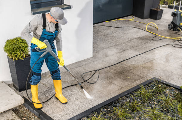 Best Deck Cleaning Services  in Norwalk, CT